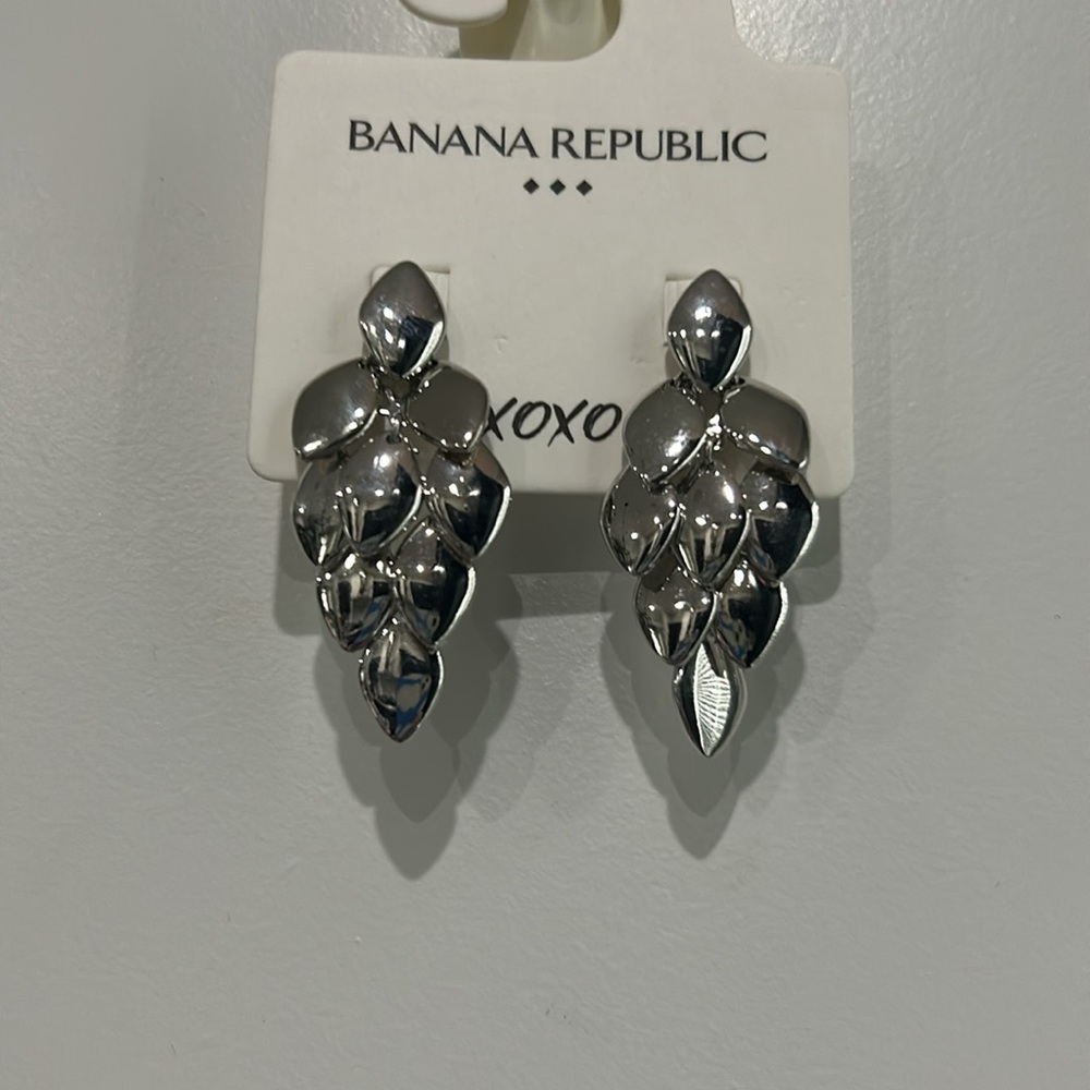 Lot of 2 Nwt banana republic earrings - Picture 8 of 8
